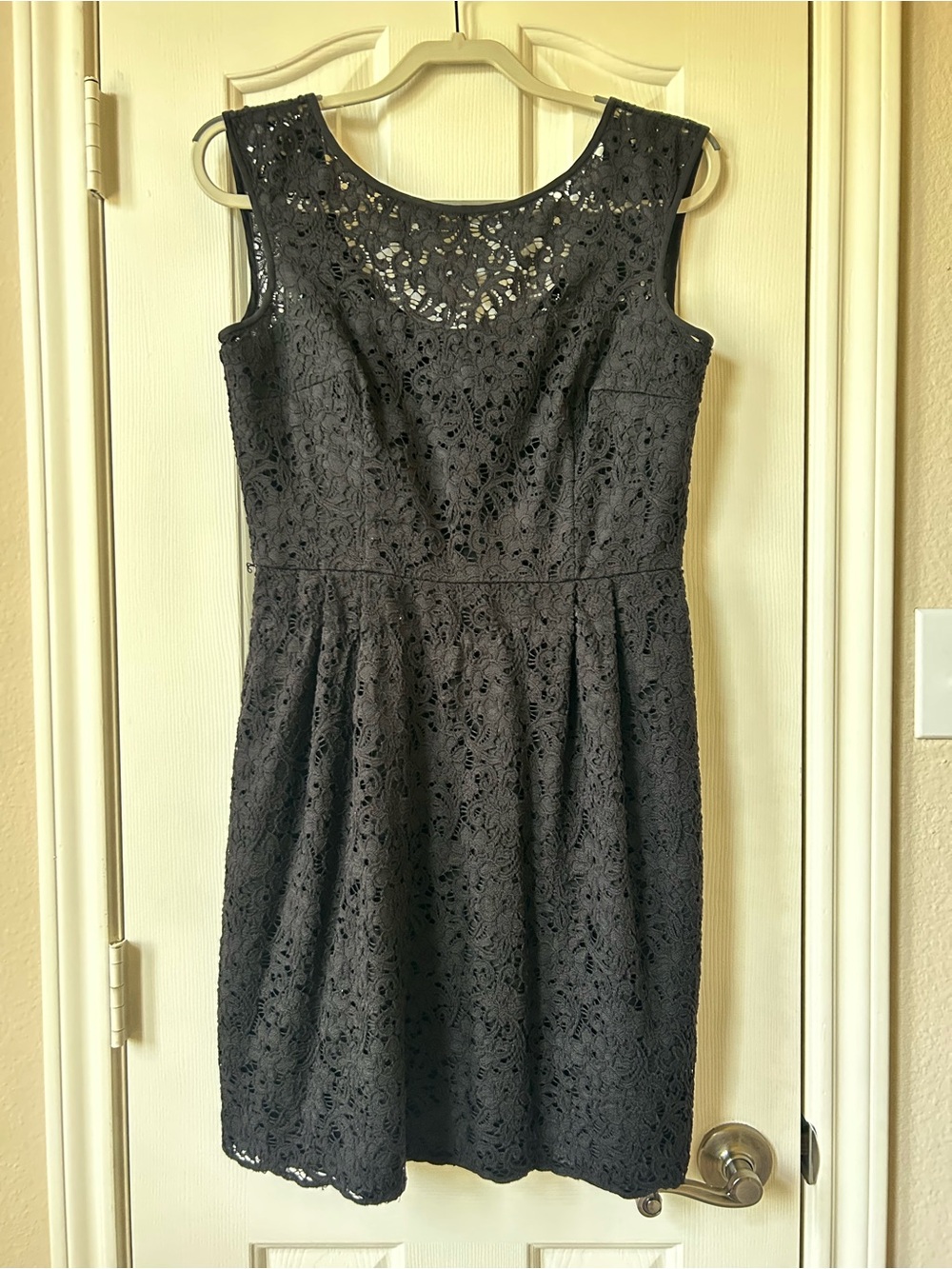 White House Black Market Black Lace Sleeveless Dress Size 8